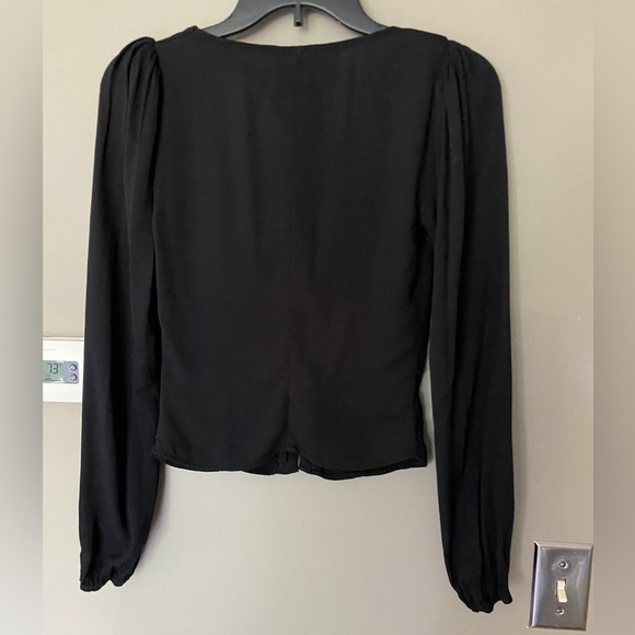 REFORMATION Black Nell Puff Sleeve V Neck Button Front Slim Fitting Top Size XS - Picture 8 of 10
